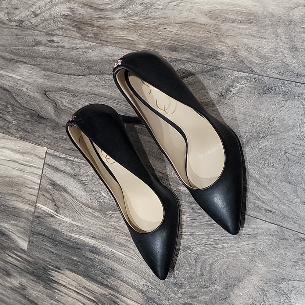 Black Shoes